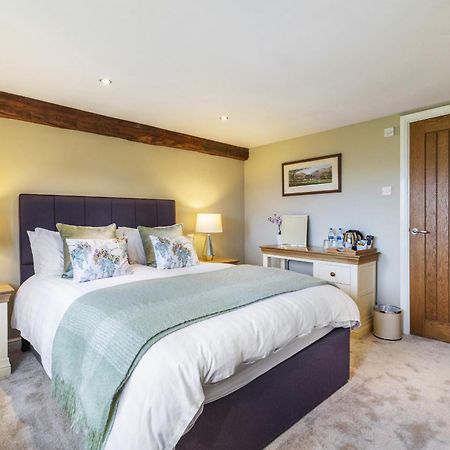 Throstle Nest Farm Hotel Carleton Cameră foto