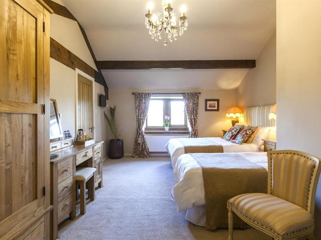 Throstle Nest Farm Hotel Carleton Cameră foto